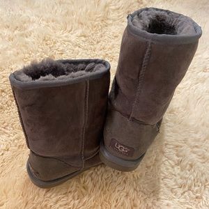 UGG Women’s Classic Short II Suede Boot